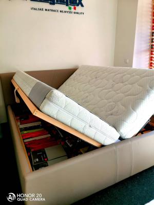 Postel Adéla s úložným prostorem a rošty